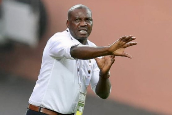Augustine Eguavoen coaching Nigeria in Afcon 2021