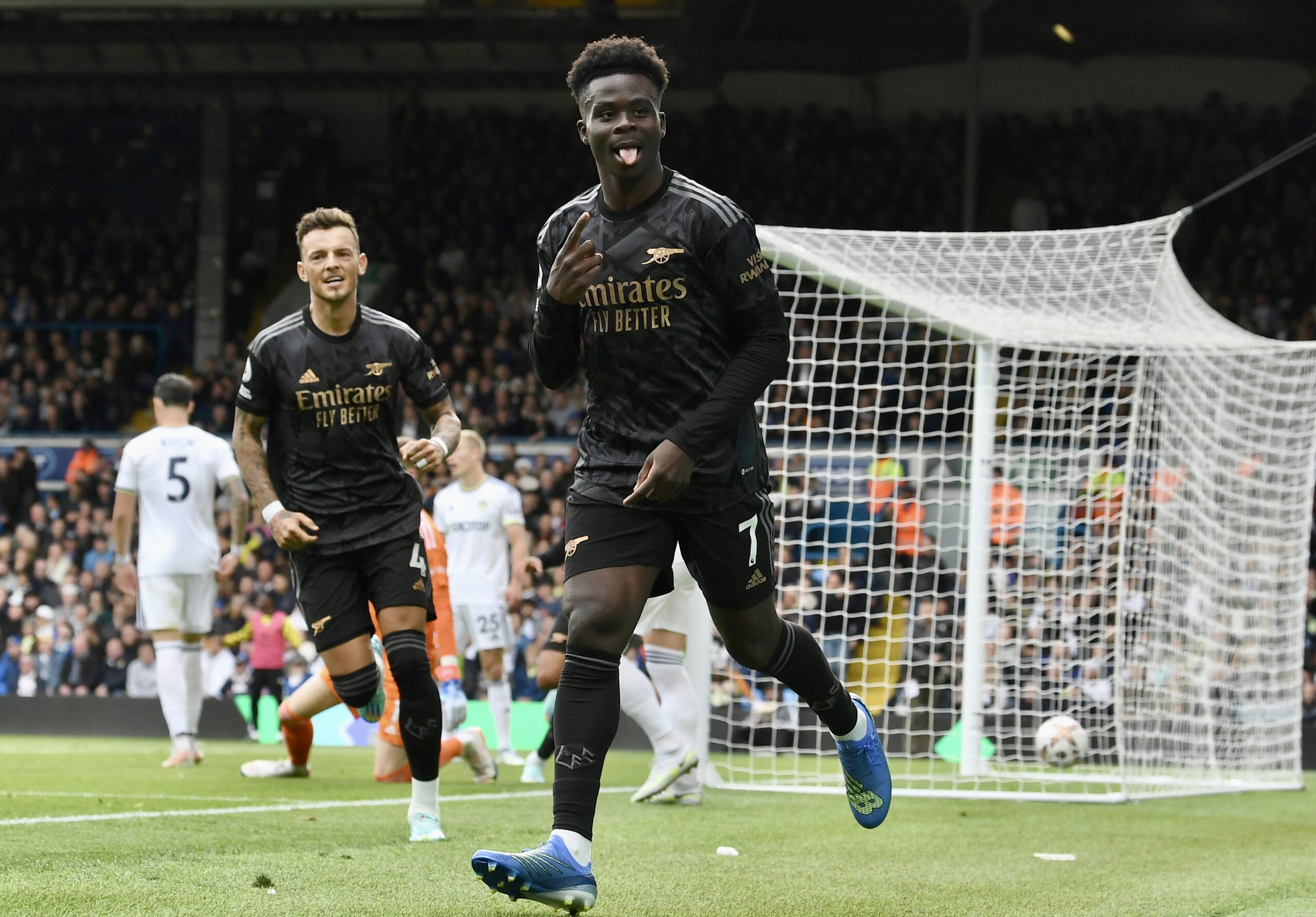 Leeds 0-1 Arsenal: shaky Arsenal takes all three points at Elland Road