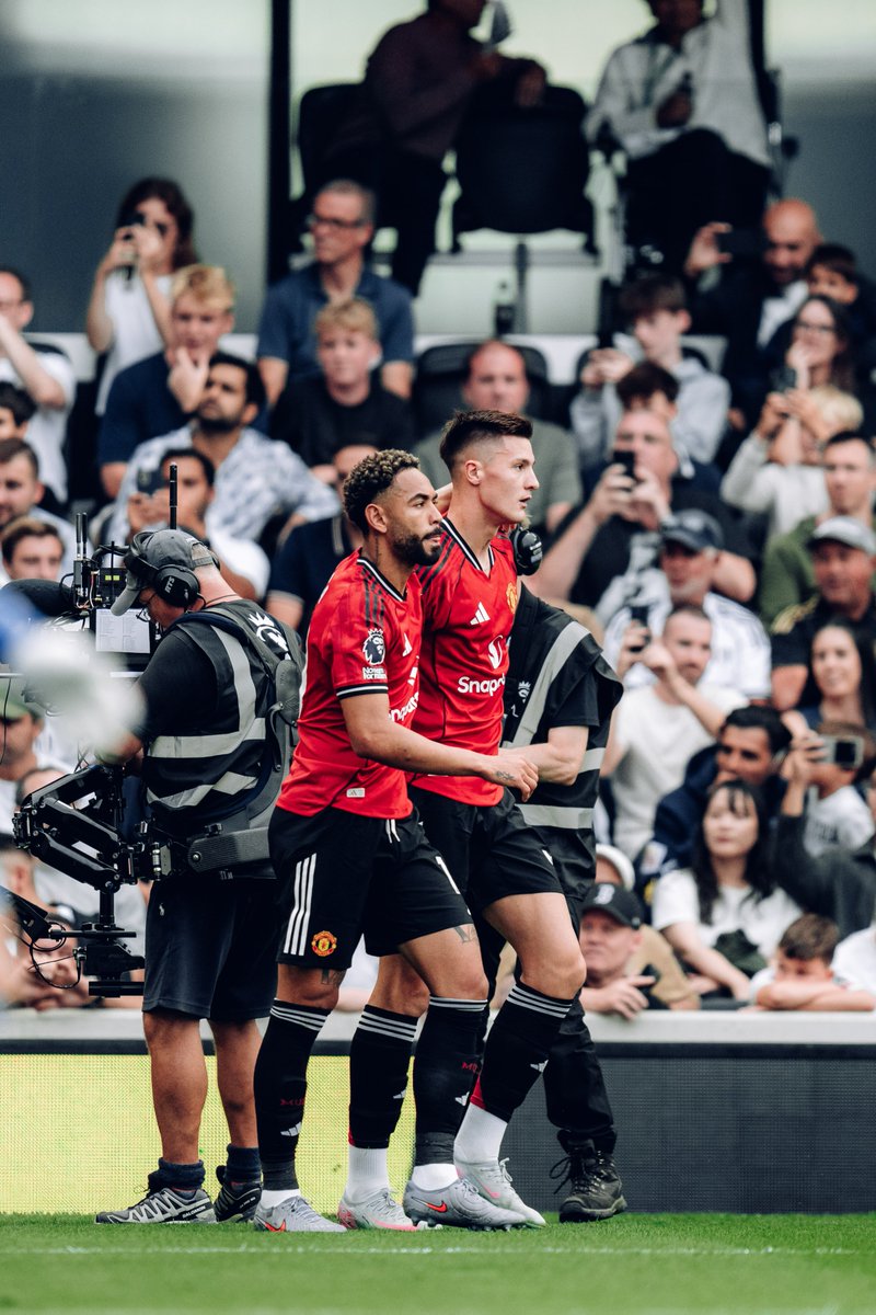 Benjamin Sesko and Matheus Cunha for Manchester United