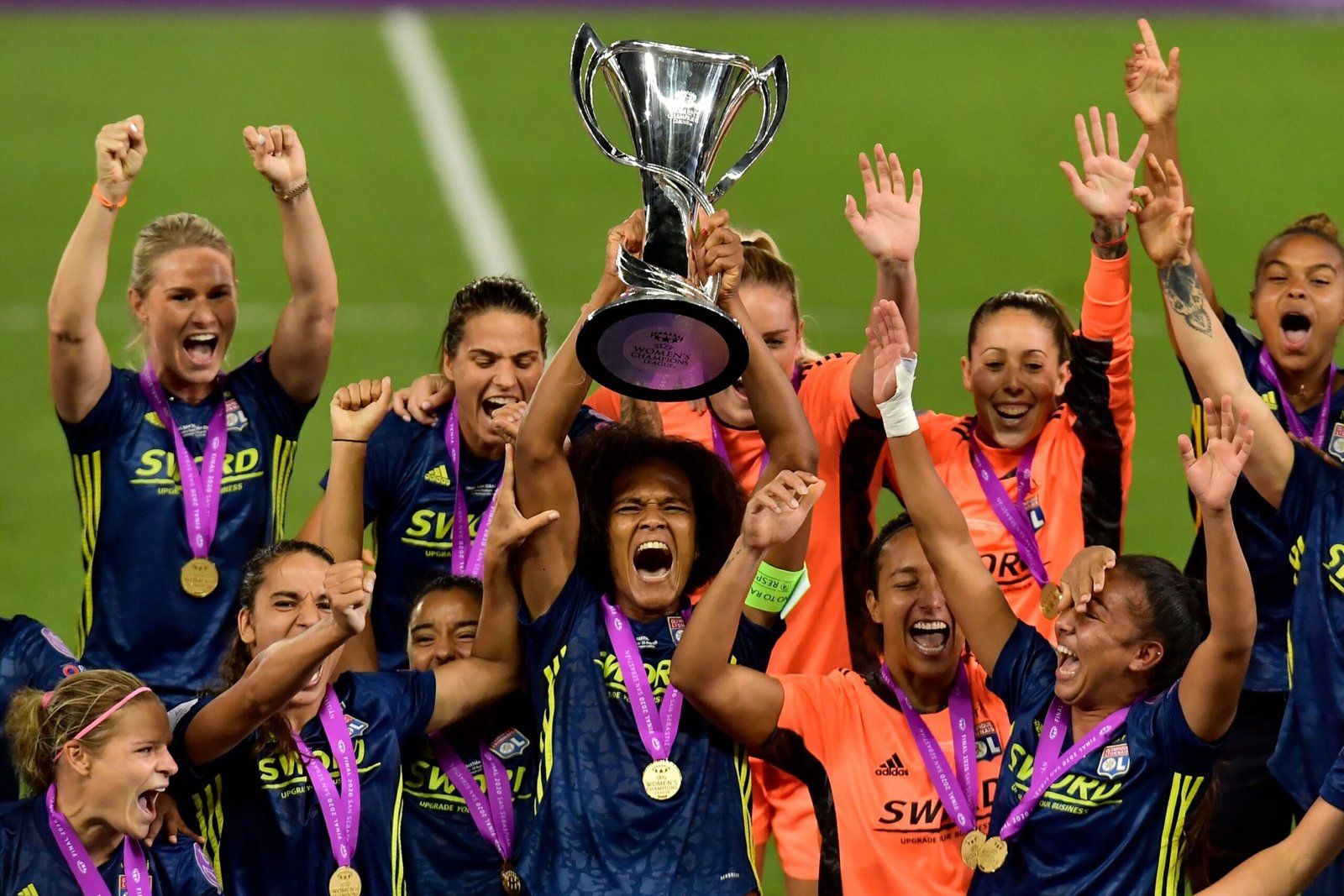 lyon women wins uwcl
