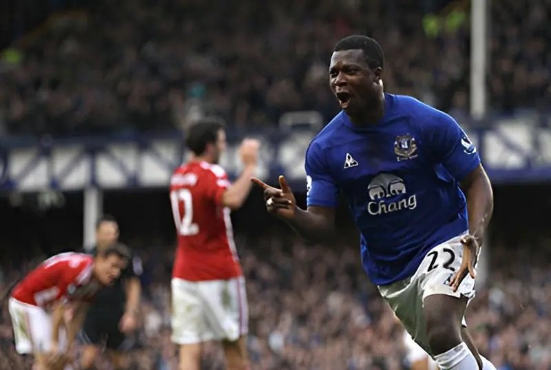 yakubu aiyegbeni at everton