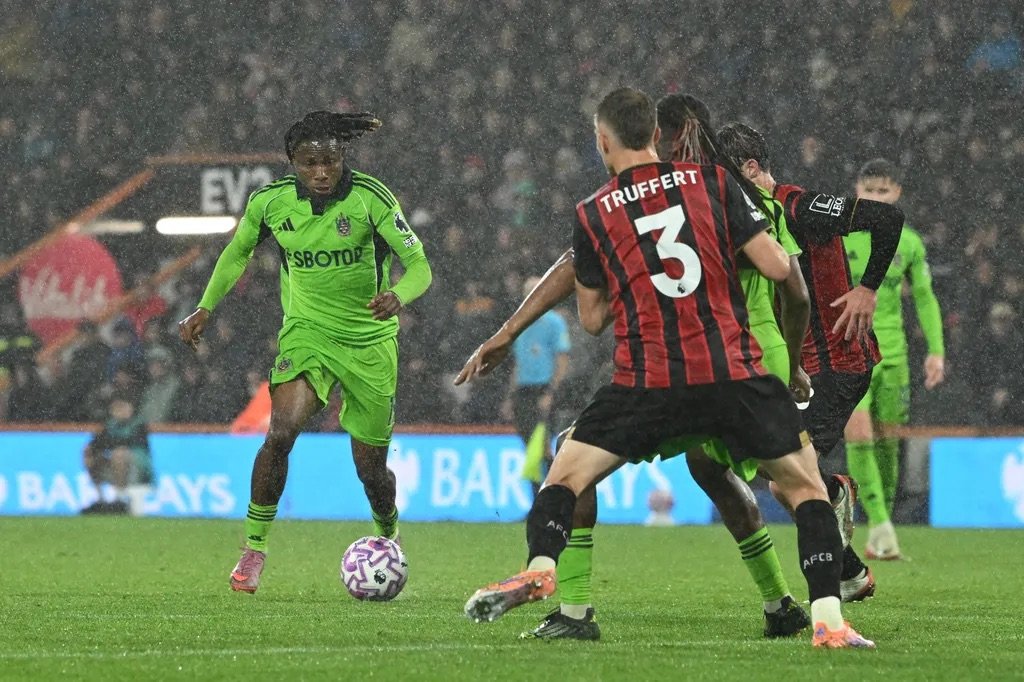 chukwueze with the ball for fulham against bournemouth in the epl