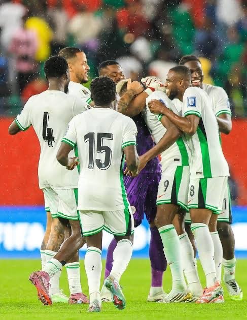 super eagles players celebrating