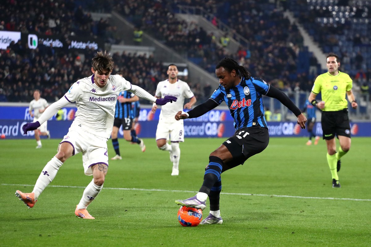 ademola lookman in action for atalanta