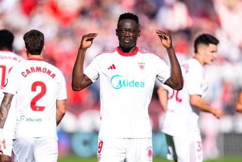 akor adams celebrates scoring the opener for sevilla against real oviedo in the spanish la liga