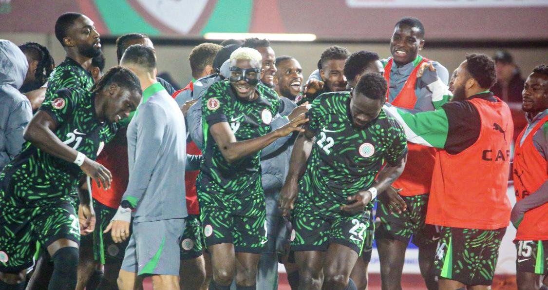 super eagles players celebrate a goal with the bench at afcon 2025