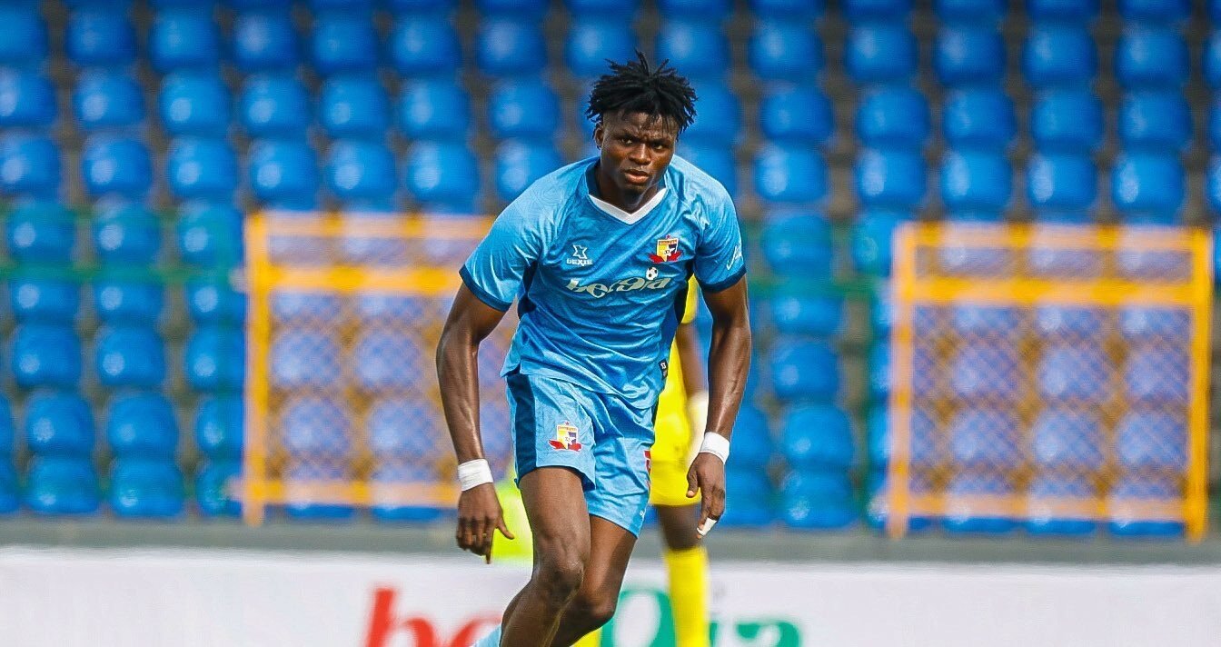 leonard ngenge in action