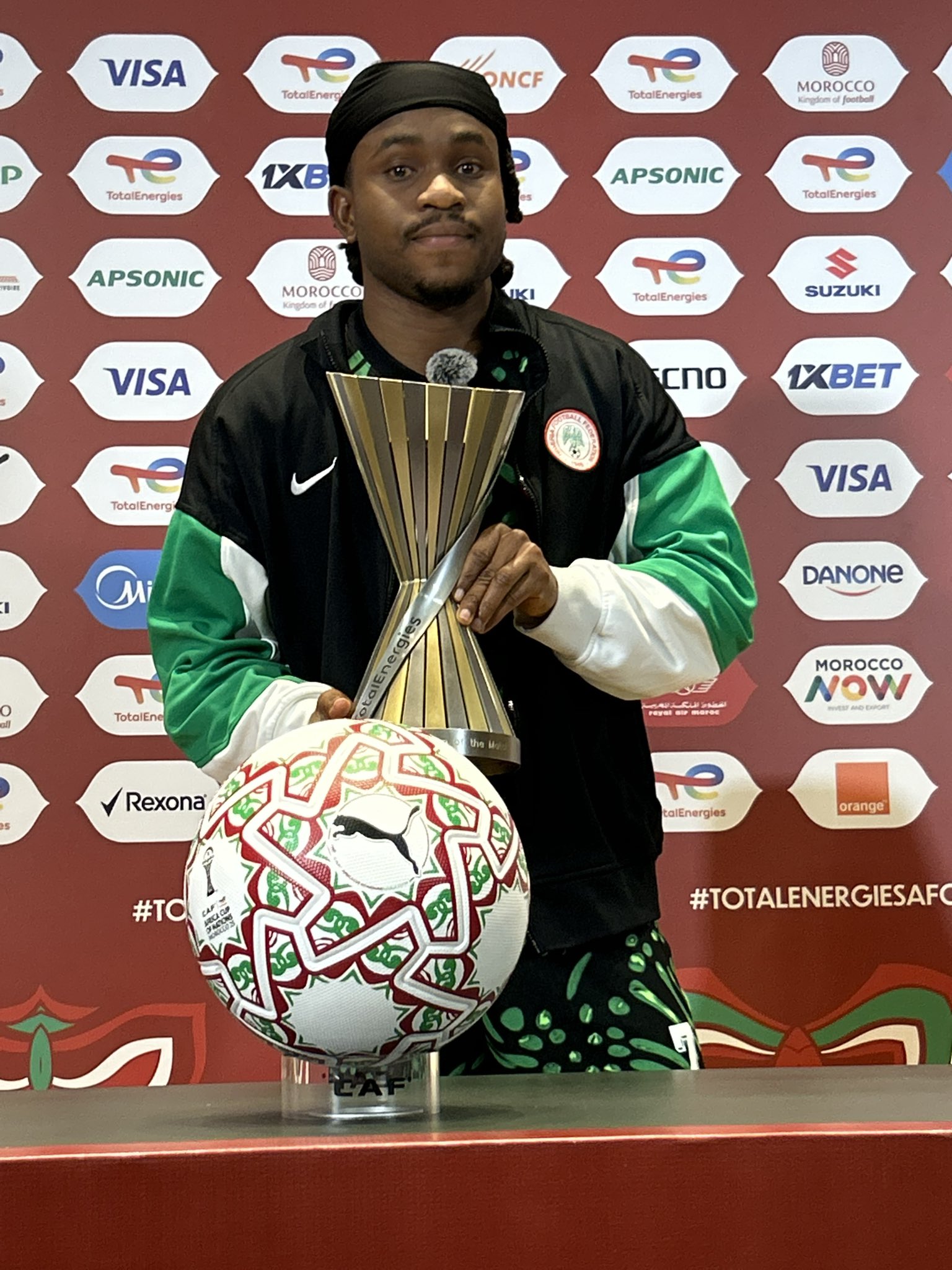 ademola lookman with the man of the match award after nigeria win over mozambique