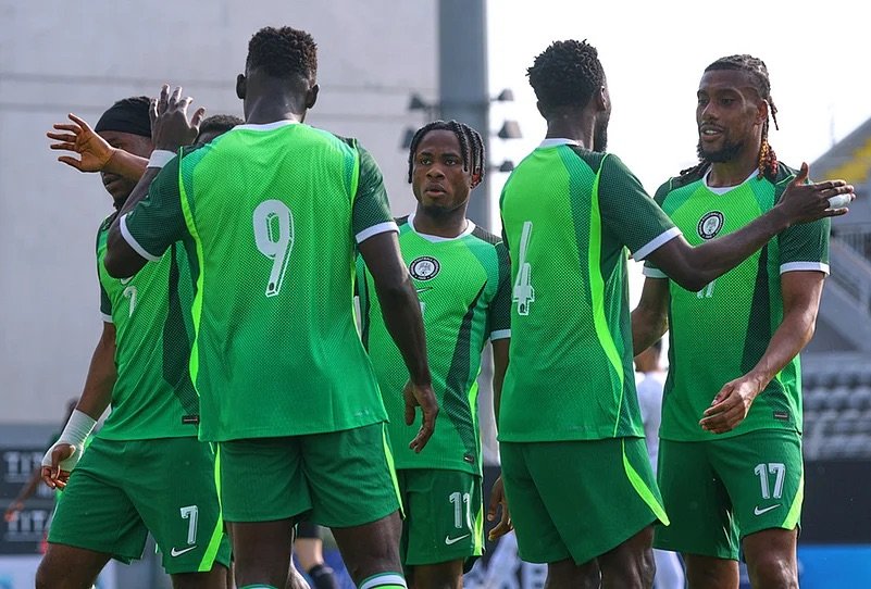 super eagles celebrate a goal against iran