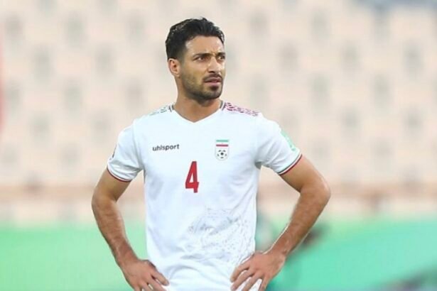 iran defender shoja khalilzadeh