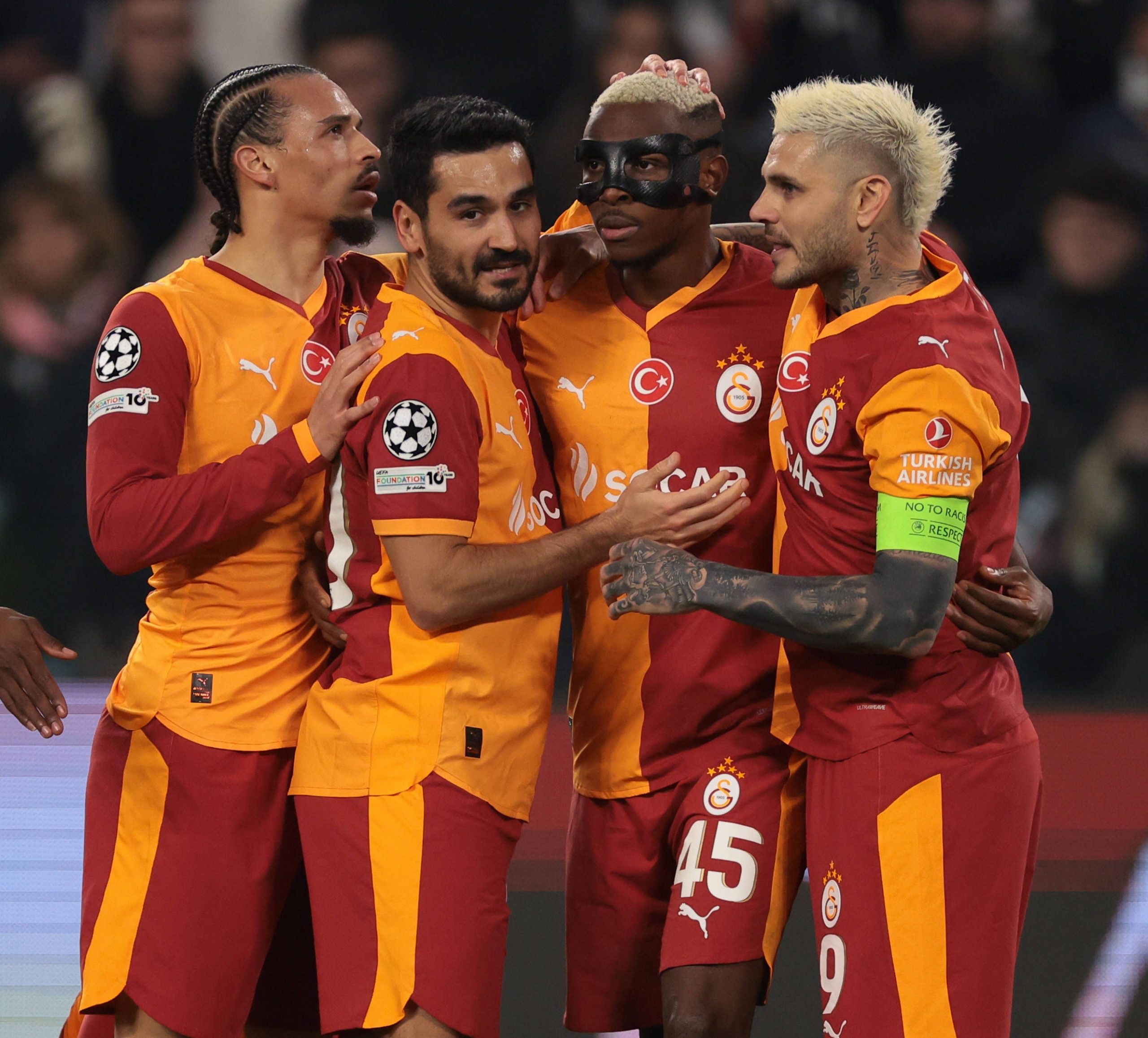 victor osimhen and galatasaray teammates