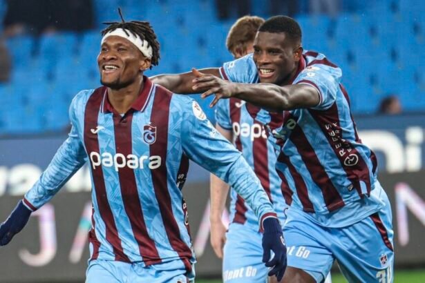 chibuike nwaiwu and paul onuachu at trabzonspor