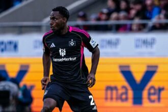 philip otele in action at hamburg