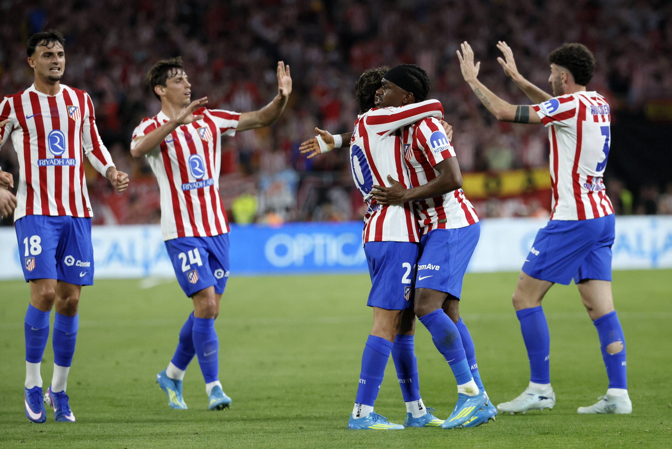 ademola lookman and atletico madrid teammates
